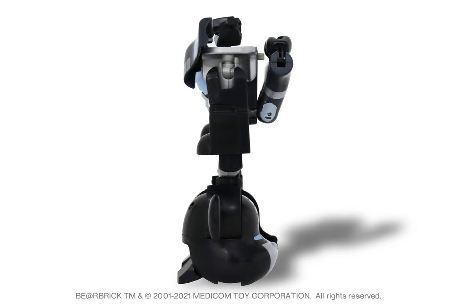 Transformers Bearbrick BAPE Black Version Optimus Prime Official Image  (9 of 10)